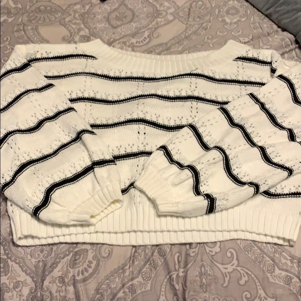 FashionNova sweater crop top